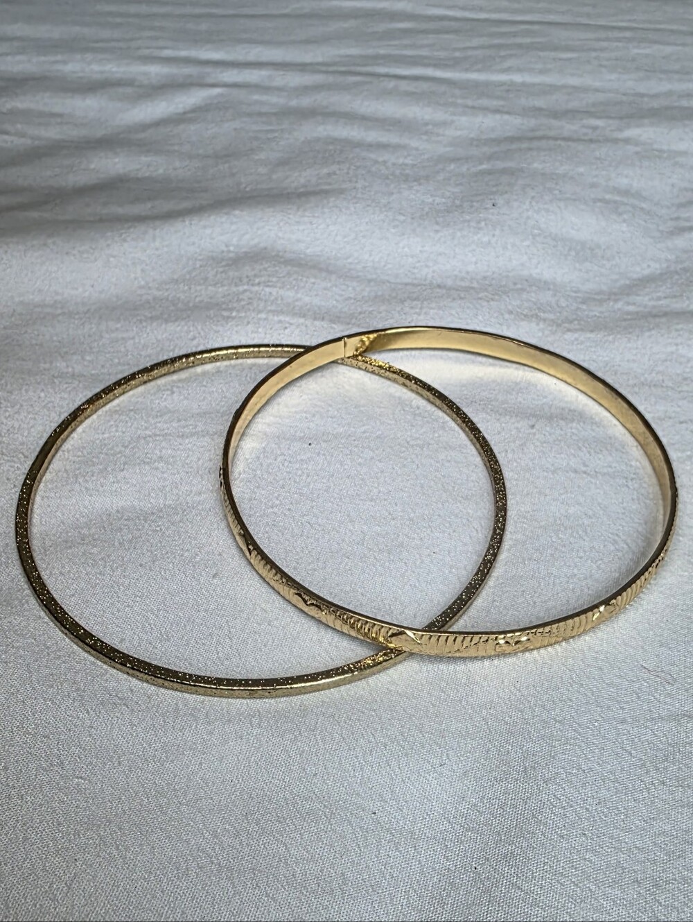 Classic Gold Women's Bangle Bracelet Set